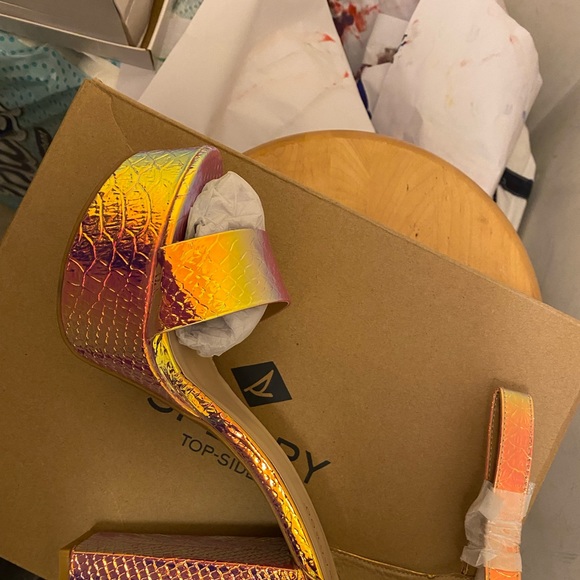 Closing Sale! Direct from Manufacturer! Iridescent strappy platforms - Picture 2 of 3